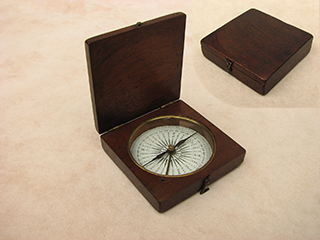 Victorian Francis Barker pocket compass in mahogany case, circa 1870